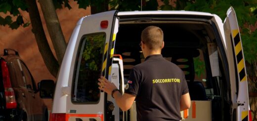 rescuer, ambulance, male nurse
