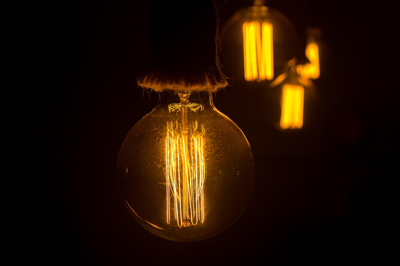 light, lamp, decoration, decor, luminaire, light fixture, light fitting, lighting, bright, dark, closeup