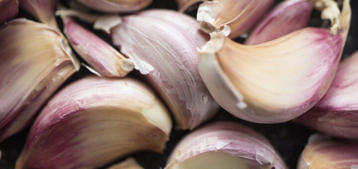 garlic, clove, raw