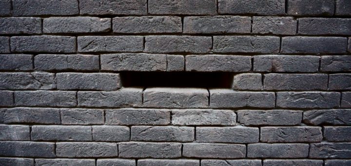 Brick Wall Brickwork Wall Texture  - Janvanbizar / Pixabay