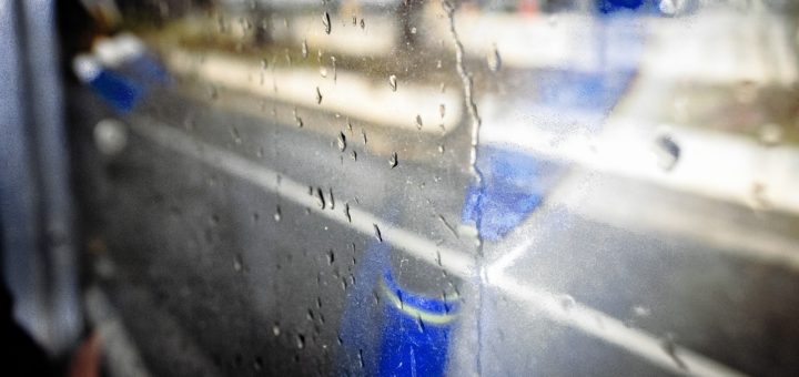 Bus Window Raindrops Droplets Rain  - flaviodegodoi / Pixabay