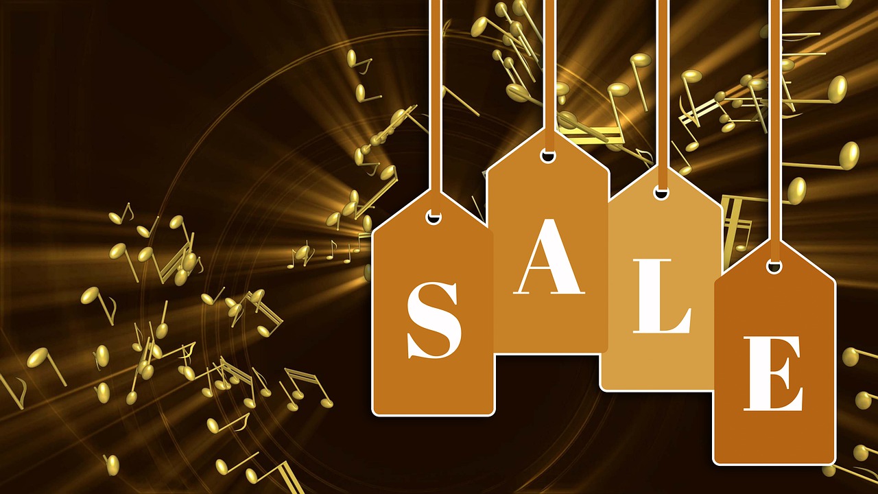 Discount Sale Badge Tag Price - Victoria_Borodinova / Pixabay