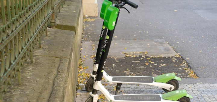 Ecology City Scooter Green Eco  - vjkombajn / Pixabay