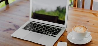 Home Office Office Laptop Business  - jmexclusives / Pixabay