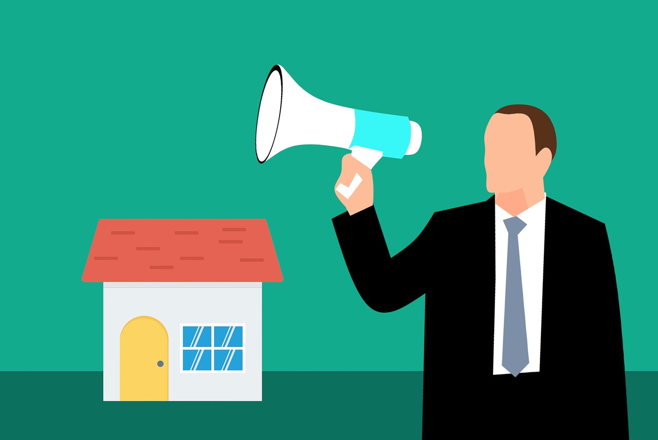 House Auction Public Sale Buying - mohamed_hassan / Pixabay