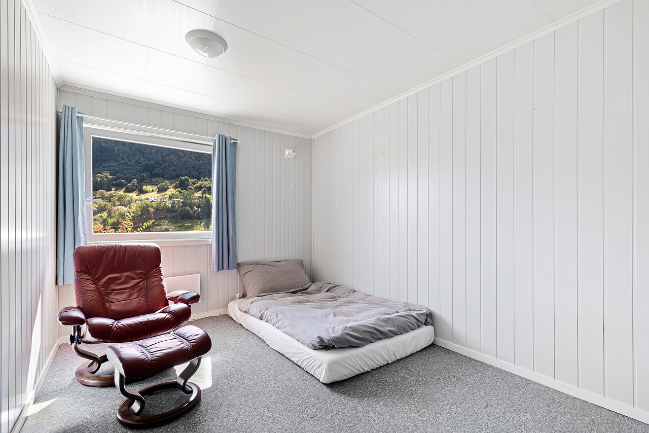 Interior Design Bedroom Furniture - Lisaphotos195 / Pixabay