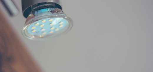 Led Light Bulb Energy Led Lighting  - Devanath / Pixabay
