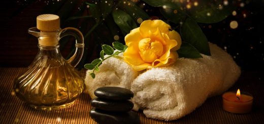Spa Massage Oil Towels Flower  - guvo59 / Pixabay