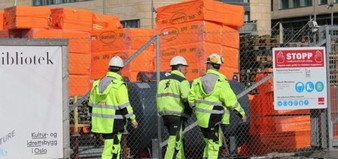 Street Works Yellow Orange Work  - taniadimas / Pixabay
